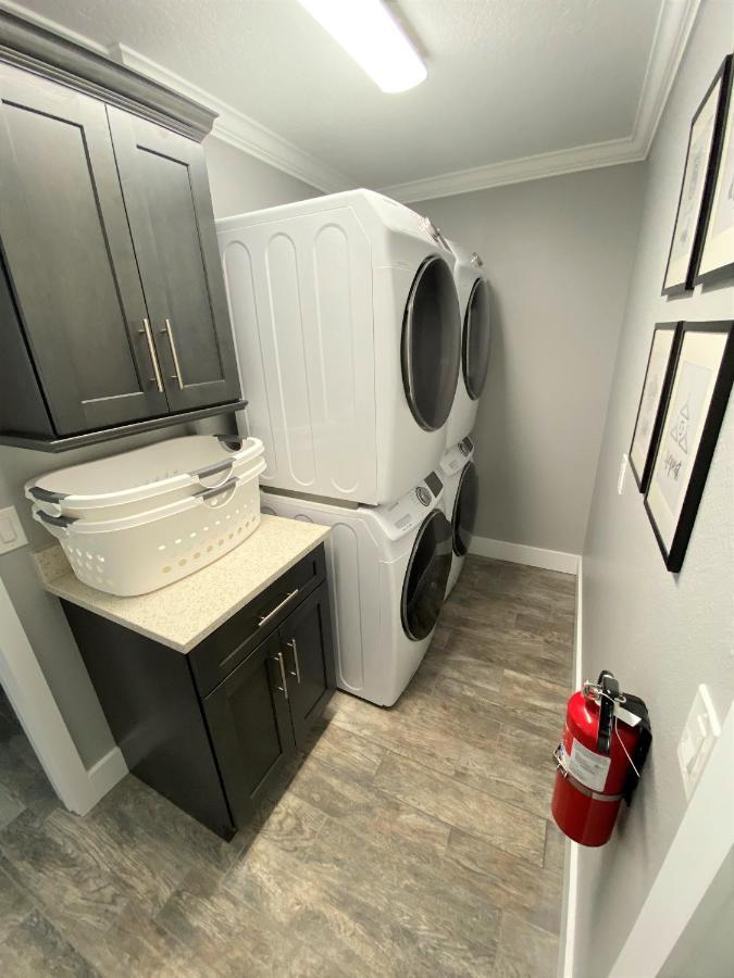 Mickeys Pearl - Phenomenal 7Br With 4 Master Suites Privacy Pool & Hot Tub Gas Bbq - 2 Miles To Disney Orlando Extérieur photo
